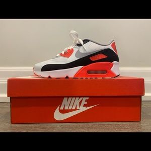 Nike Air Max 90 Infrared Essential Women Size 7